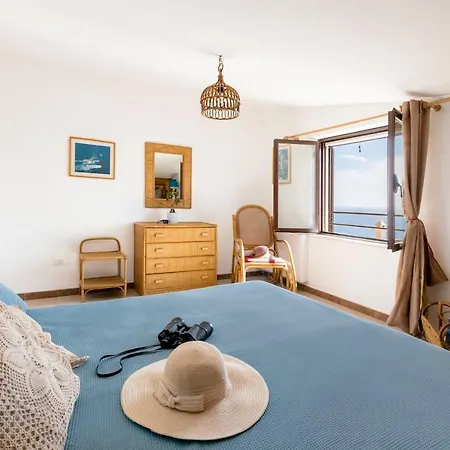Sofia Villa Praiano